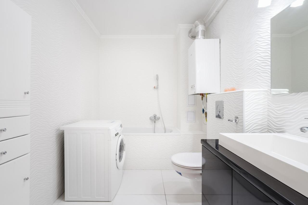 Beautiful Three Bedrooms Apartment With Free Parking Close To The Danube Coast 布达佩斯 外观 照片